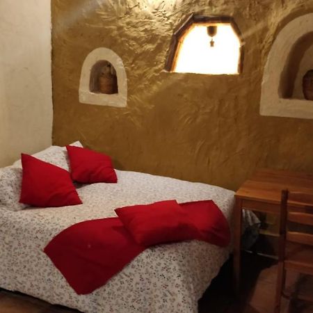 Airam Home Aragon, 7 Альманса Экстерьер фото